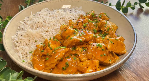 Butter Chicken con arroz basmati